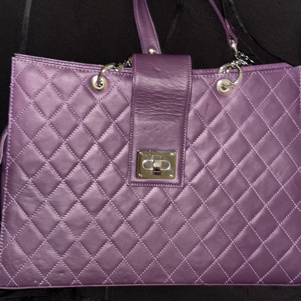 Large quilted tote